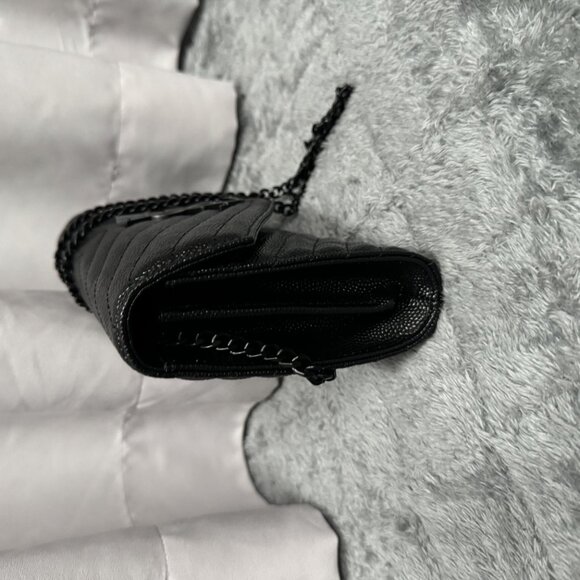 Yves Saint Laurent   Black shoulder bag - Picture 7 of 8